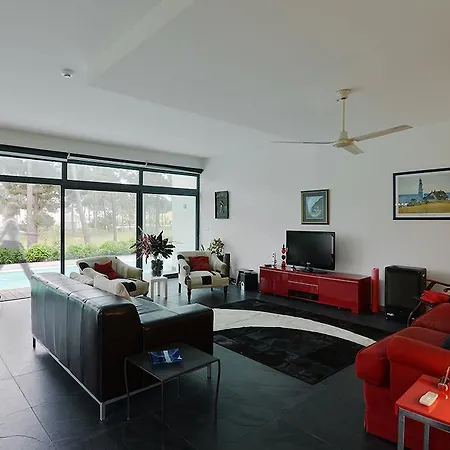 Feels Like - Nest Village House 度假居 帕尔梅拉